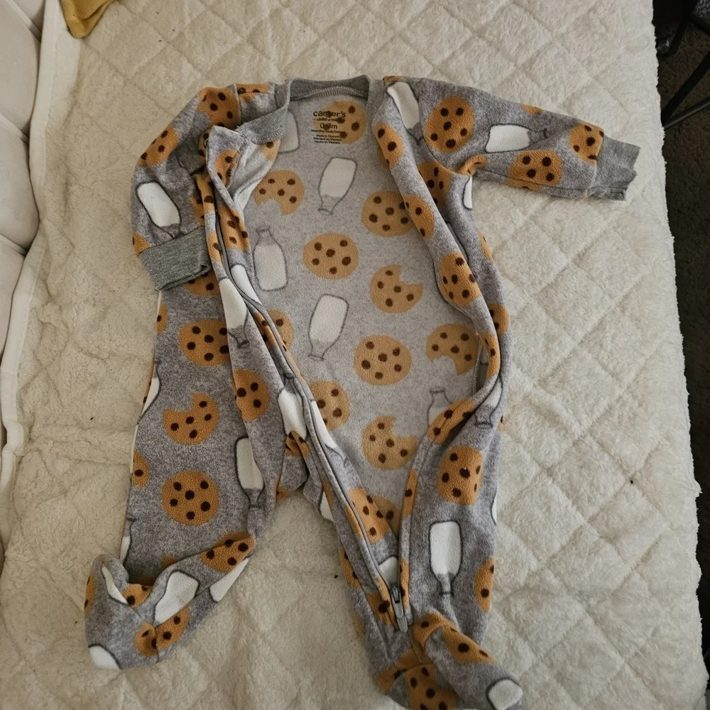 Carter's Gray Cookie and Milk Print Footie